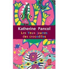 Les yeux jaunes des crocodiles