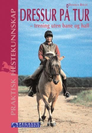 Dressurübungen im Gelände