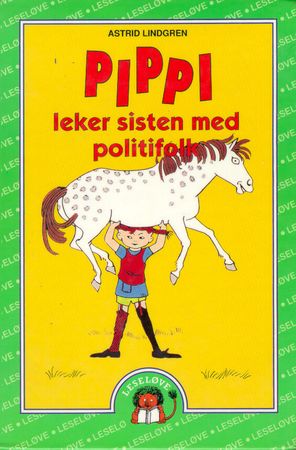 Pippi leker sisten med politifolk