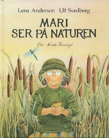 Maja tittar på naturen