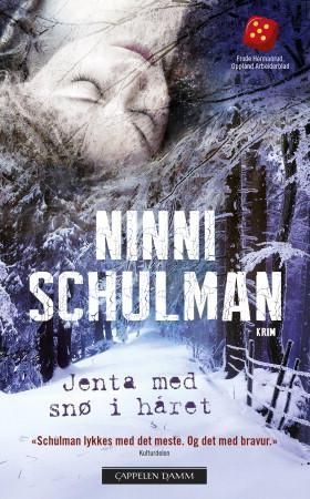Flickan med snö i håret
