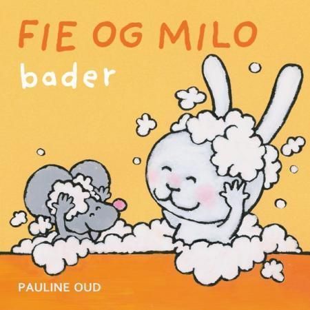 Fien en Milo in bad