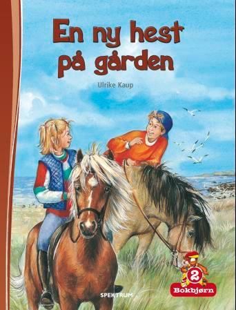 Ein neues Pony auf dem Hof