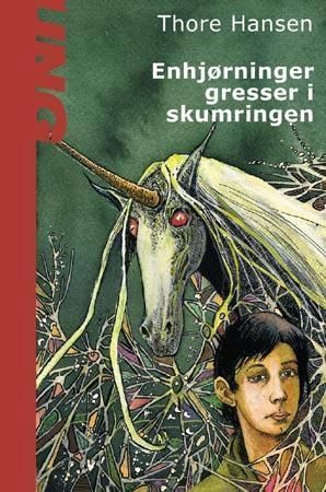 Enhjørninger gresser i skumring